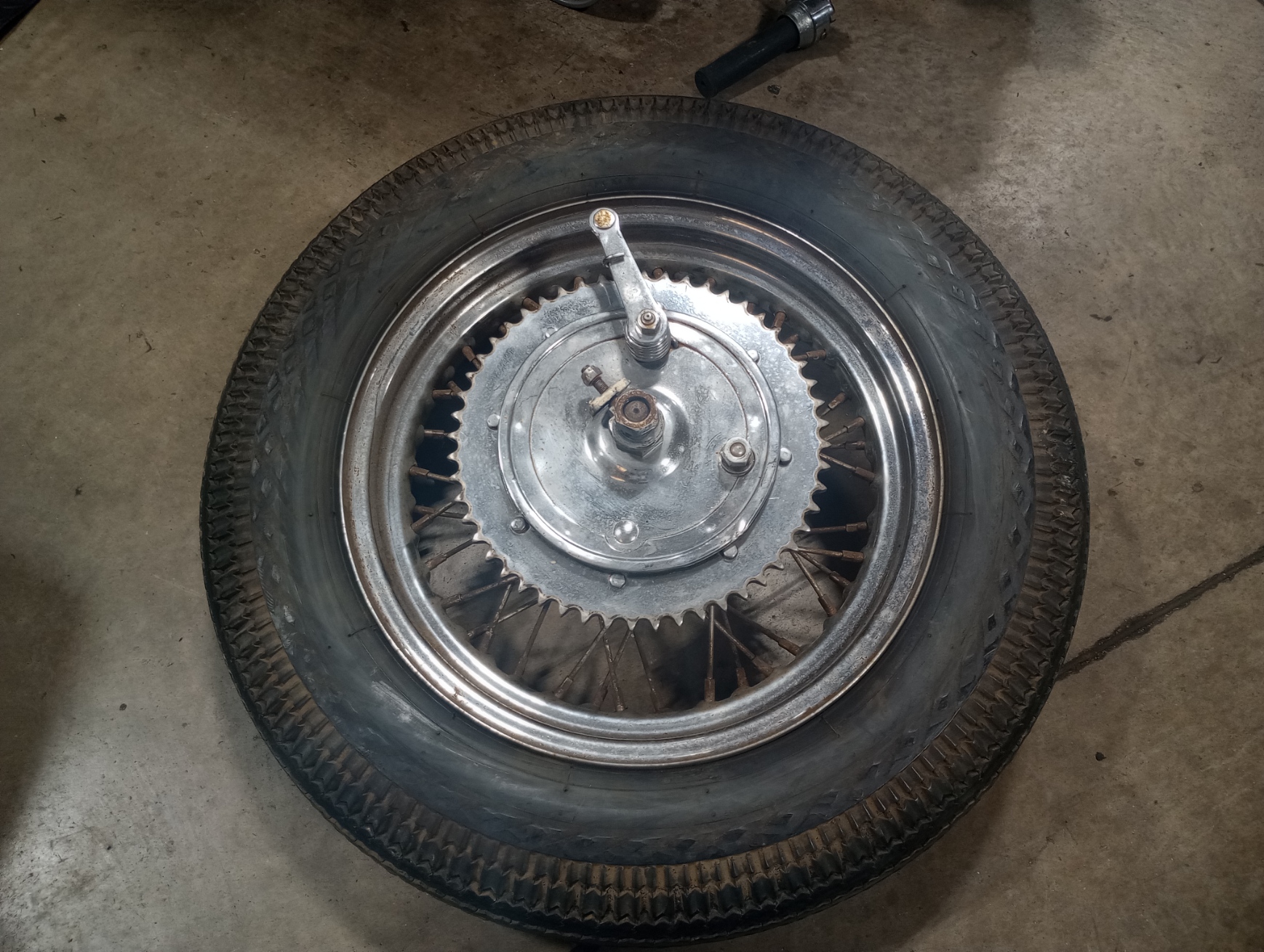 37-3604 Triumph/BSA Rear Wheel complete - USED, with 500x16 tire