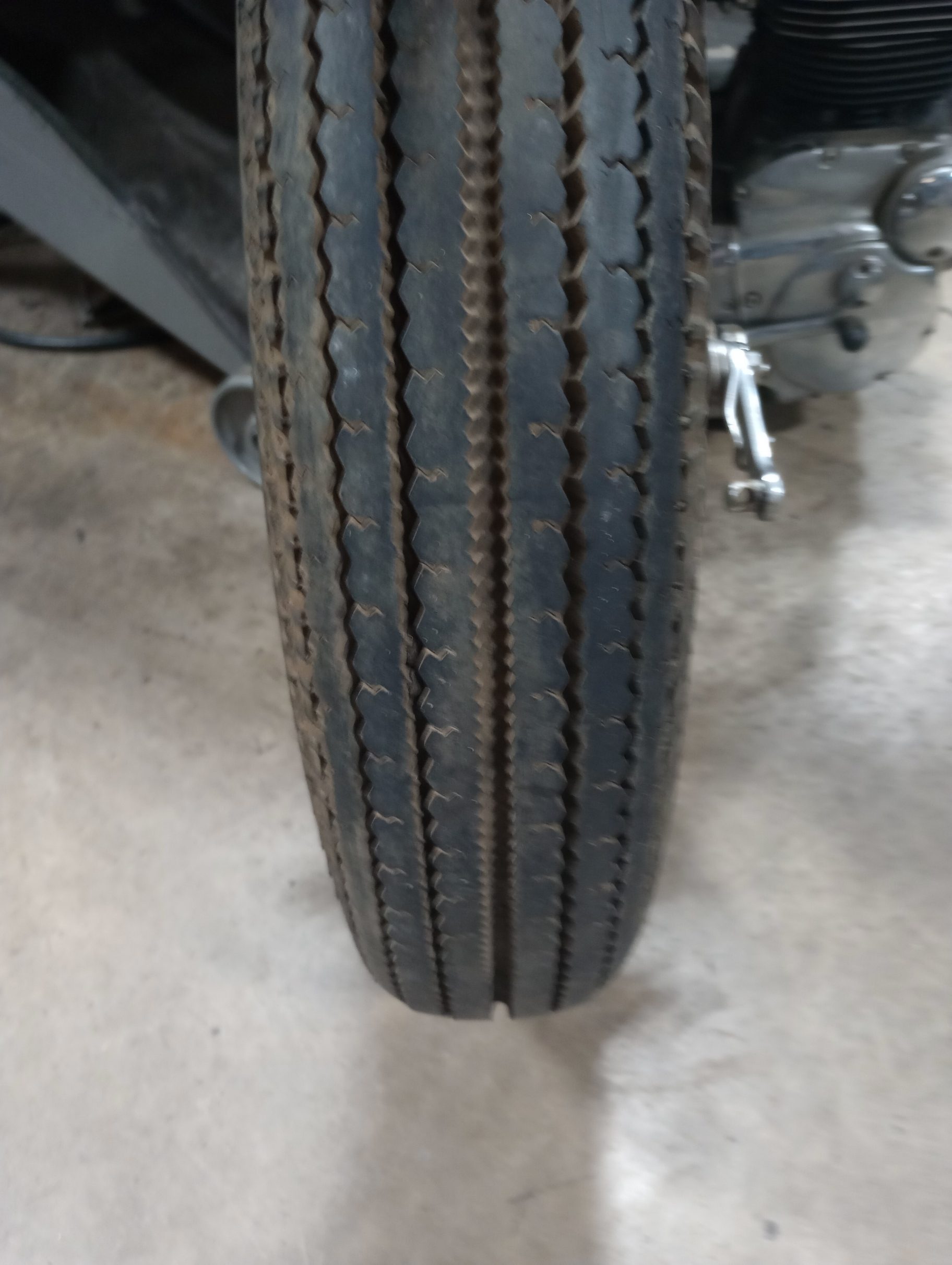 37-3604 Triumph/BSA Rear Wheel complete - USED, with 500x16 tire