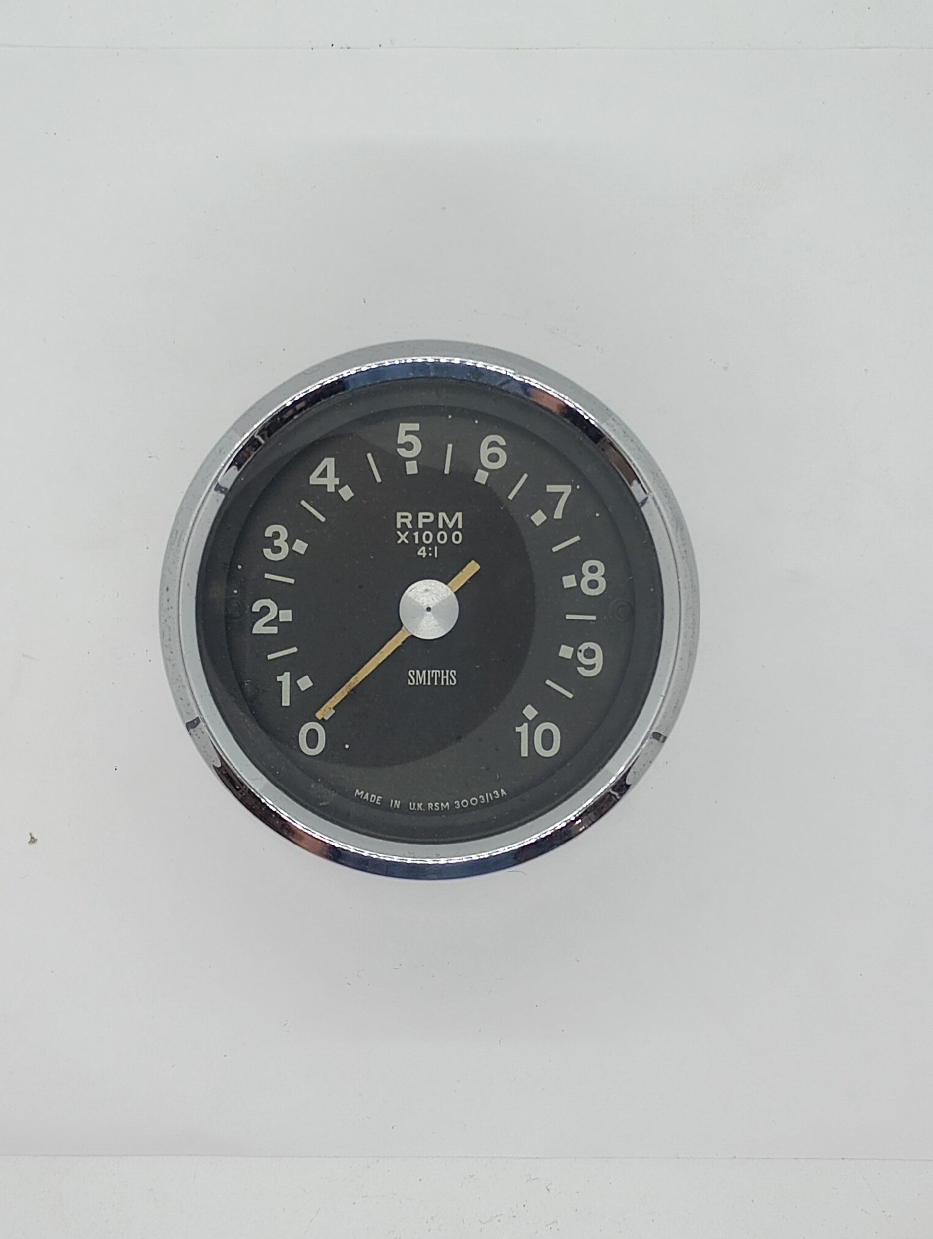 RSM 3003/13A *USED* Smiths Tachometer, 4:1 ratio, 10K rpm, Black Face
