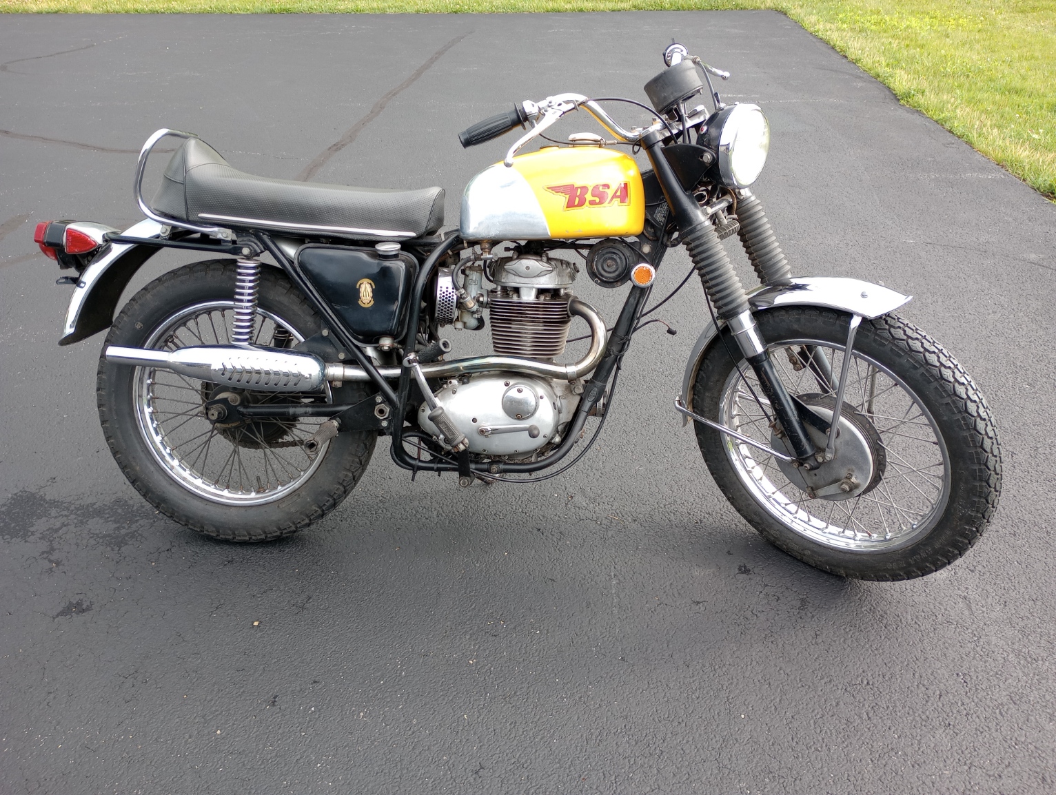 Triumph Tiger Cub
