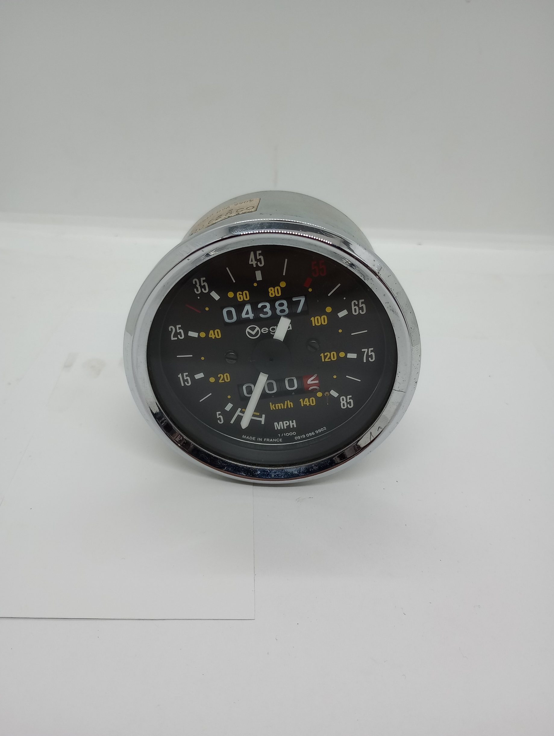 60-7272 Veglia Speedometer, 85mph, Triumph T140