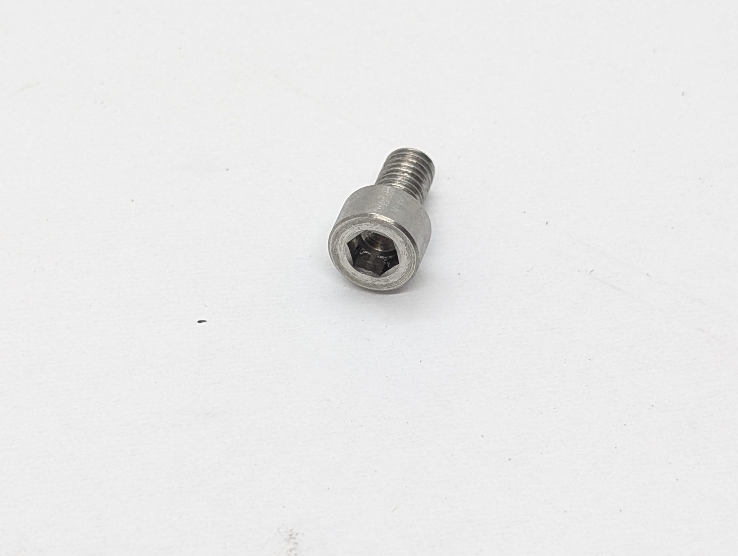 000450SA Screw, Stainless Allen Head, 2 BA x 3/8, Pair