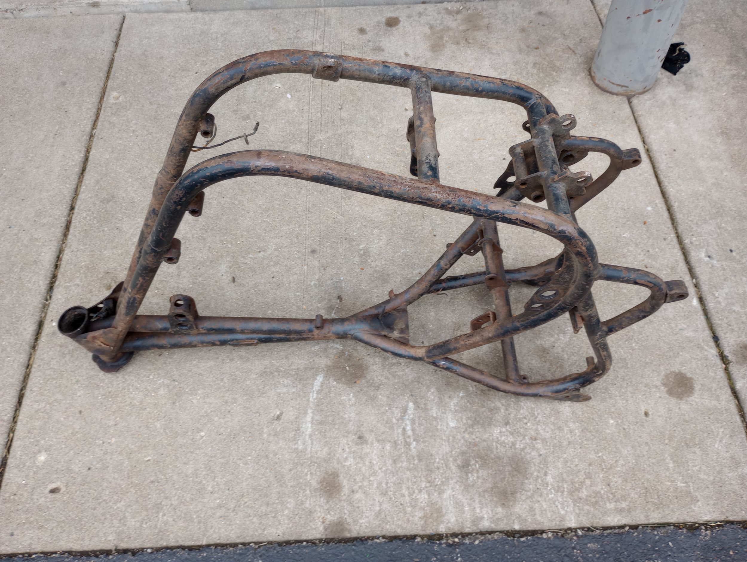 BSA A7, A10, Frame